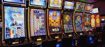 SoccerHot VIP Bonus Cashback Myanmar ကစားသမားများ အားကစားလောင်းကစား ပြုလုပ်ပြီး ဆုလာဘ်ရရှိနေသောမြင်ကွင်း